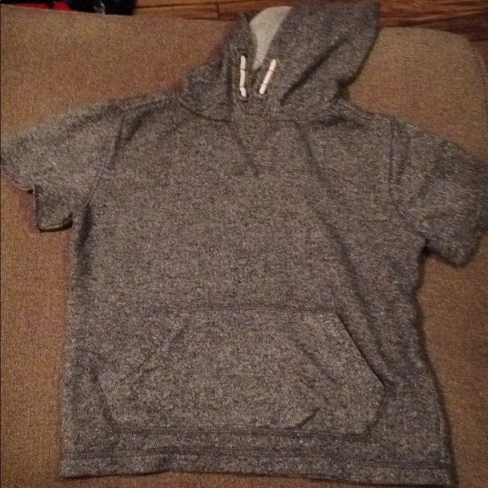 Shirt sleeve sweater